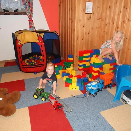 埃托夫公寓 3* 蓬高圣约翰