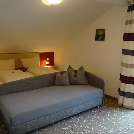 ゲストハウス Reithof ザンクト・ヨーハン・イム・ポンガウ